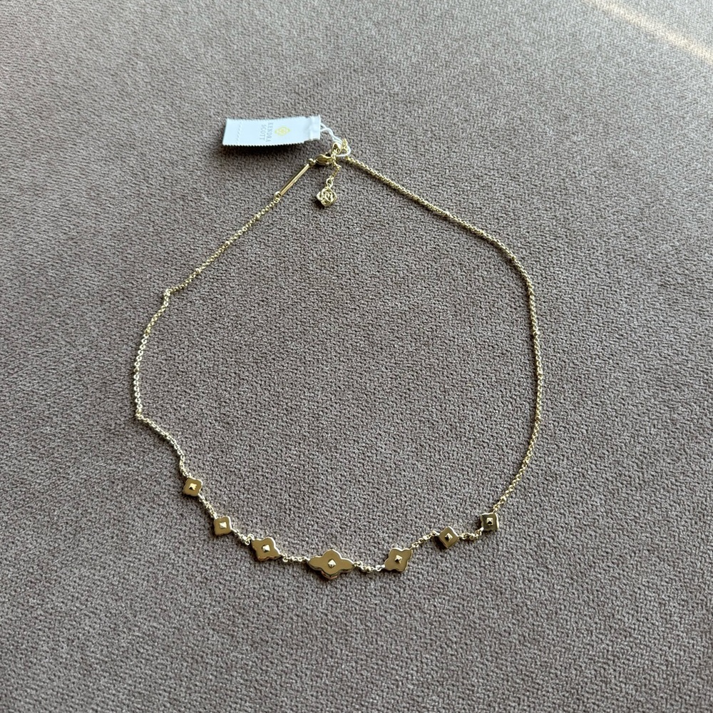 Kendra Scott - Elegant Gold Necklace